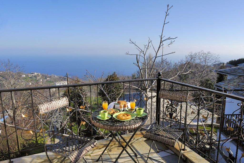 Guesthouse Iris Tsagarada Exterior photo